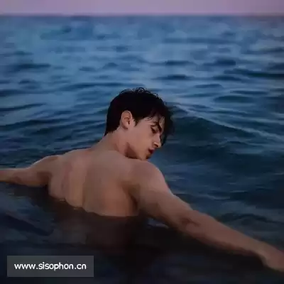 潘珉万